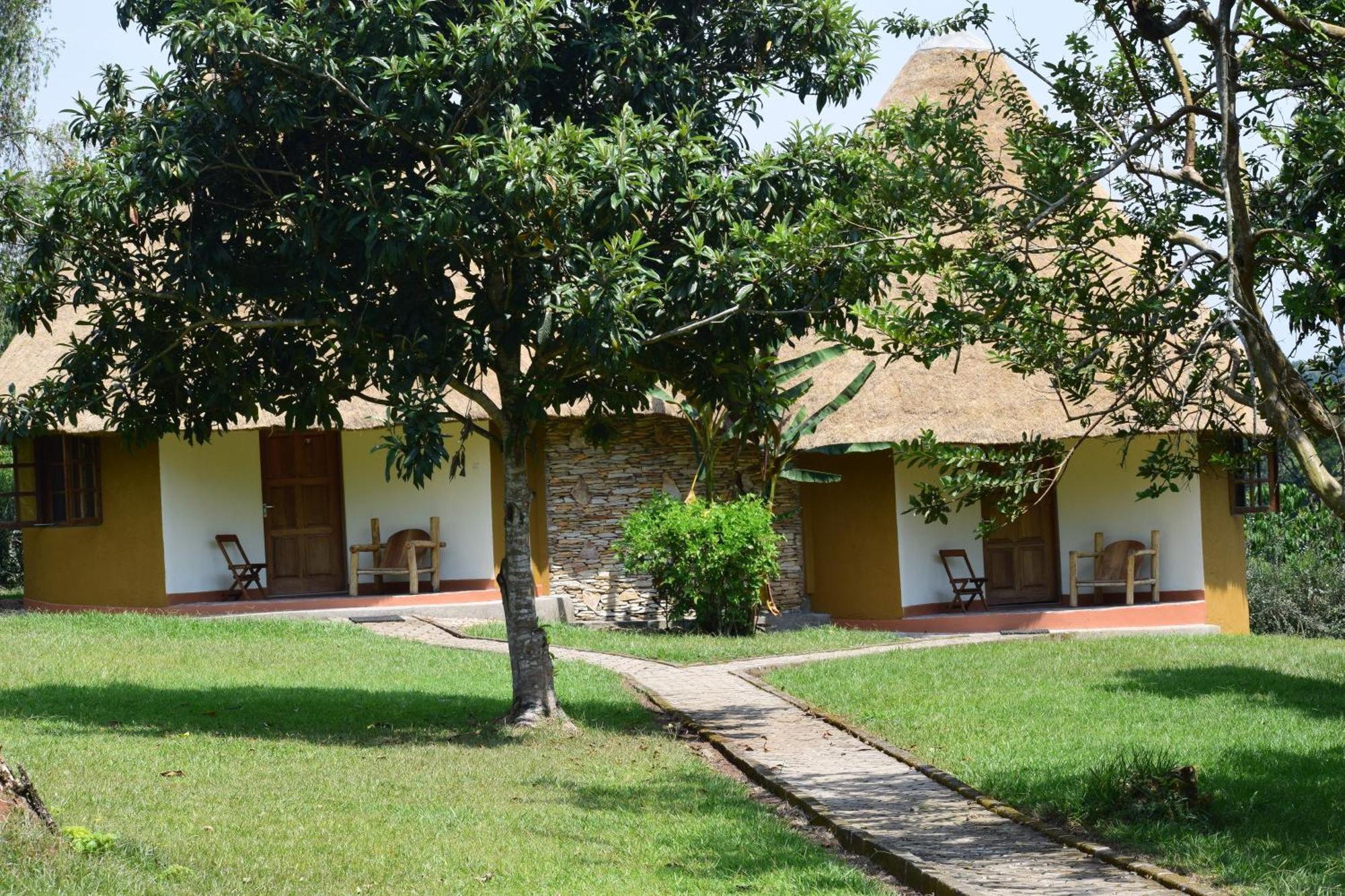 Kibale Guest Cottages フォート・ポータル エクステリア 写真