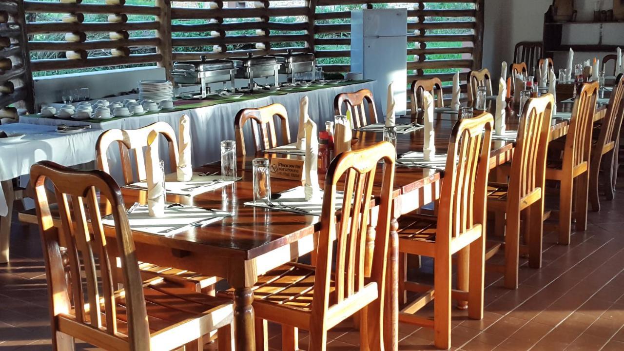 Kibale Guest Cottages フォート・ポータル エクステリア 写真